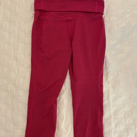 Nike Dri Fit Calf length Leggings Size S. Pink stripe w/folded waist - Picture 6 of 7